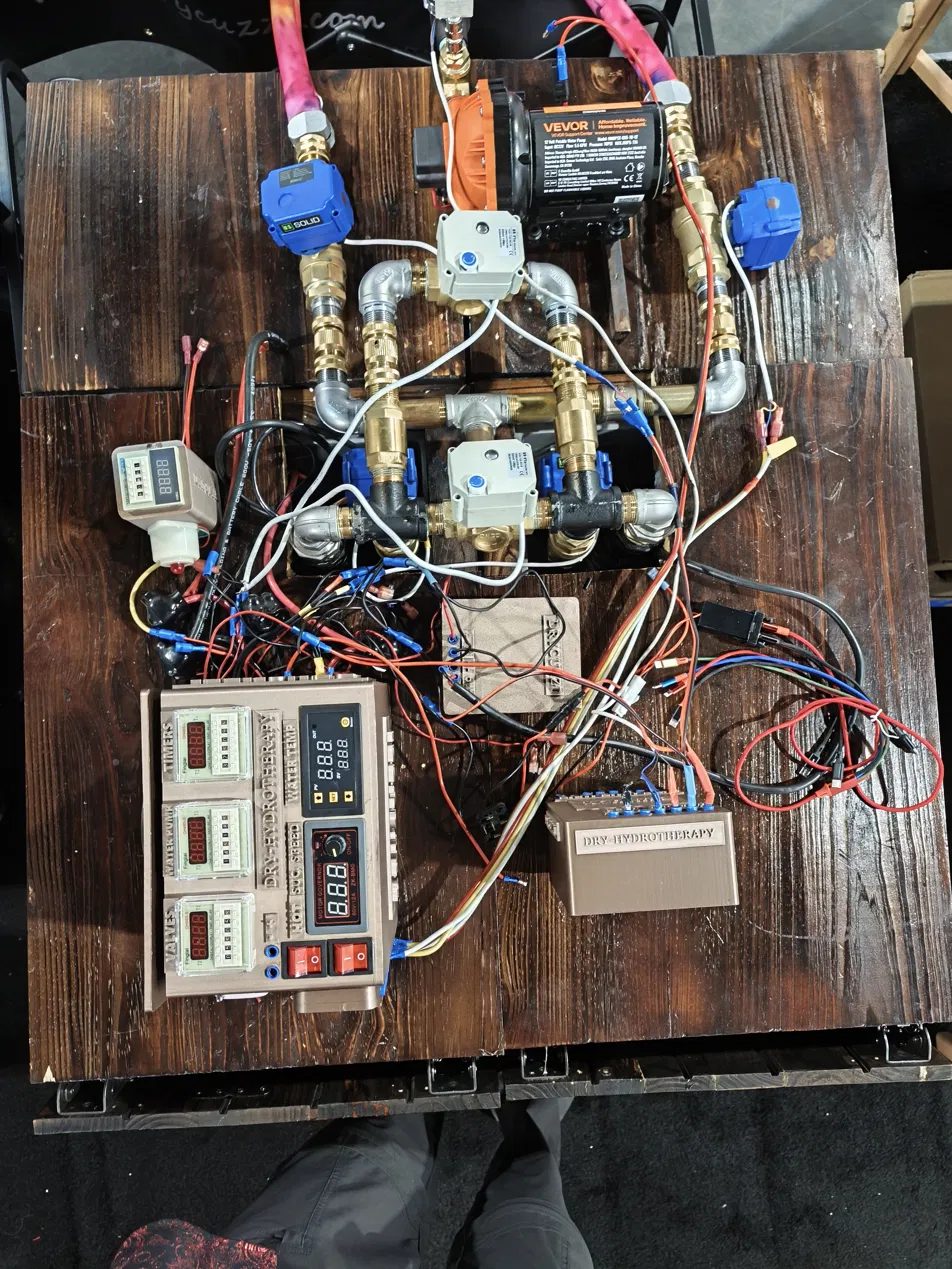 Coma Bed operator panel with timers, water temperature and pump speed